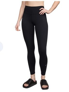 Nike Black High-Rise Leggings